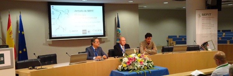 Presentación de la Jornada. De izquierda a derecha: César Valera (COF Madrid), Salvador Cañigueral (SEFIT) y Pedro Juez (UNED)